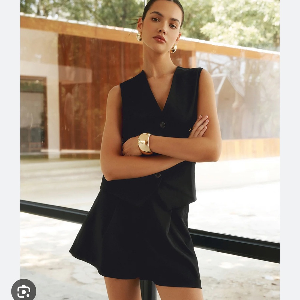 Commense Linen Tailored Waistcoast Vest and Casual Shorts Set Black XS NWT
